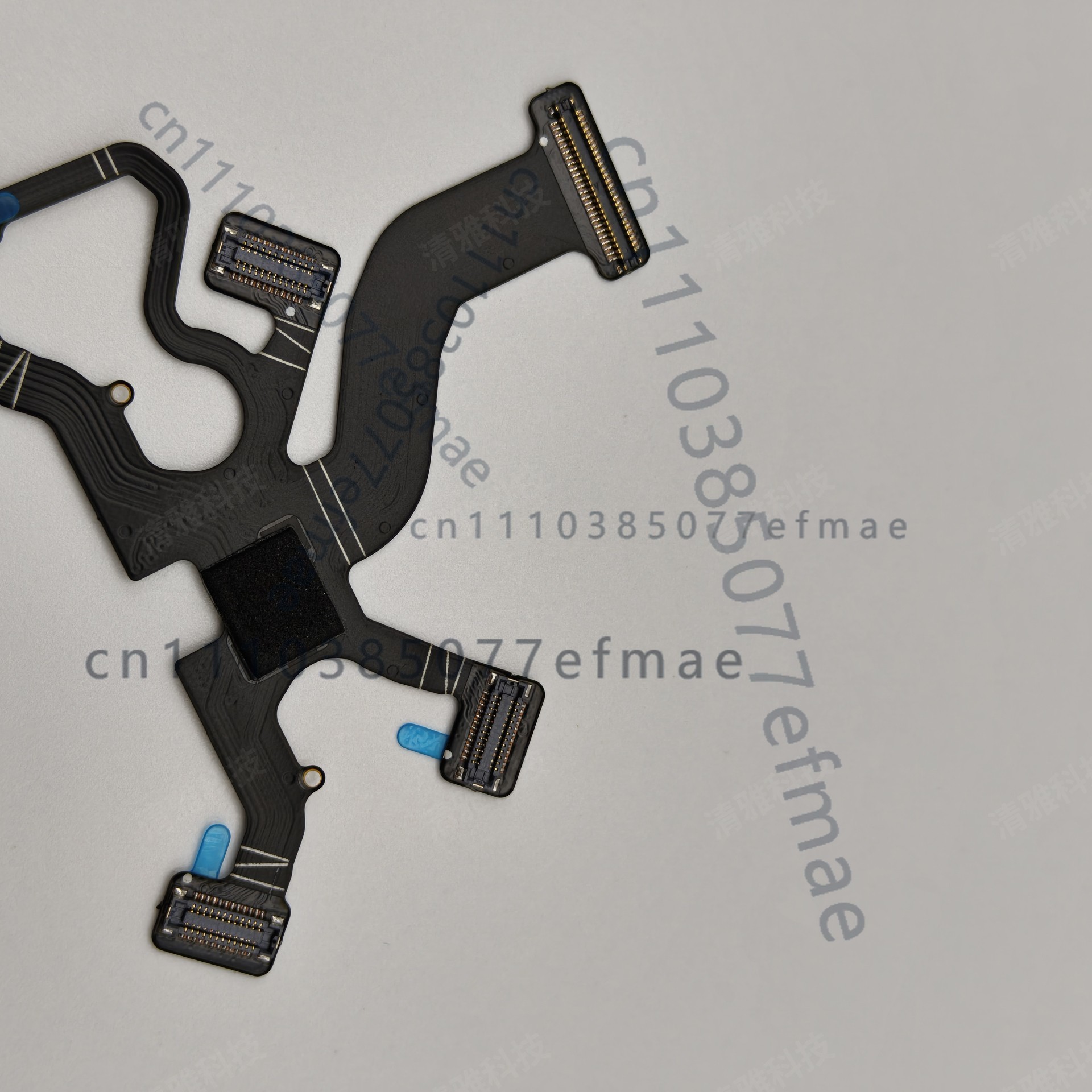 Cavo flessibile 7 in 1 origina - Drone Kit With Camera recensione e prezzo